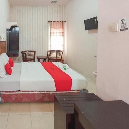 Hotel Reddoorz At Pujon Malang à Batu  Extérieur photo