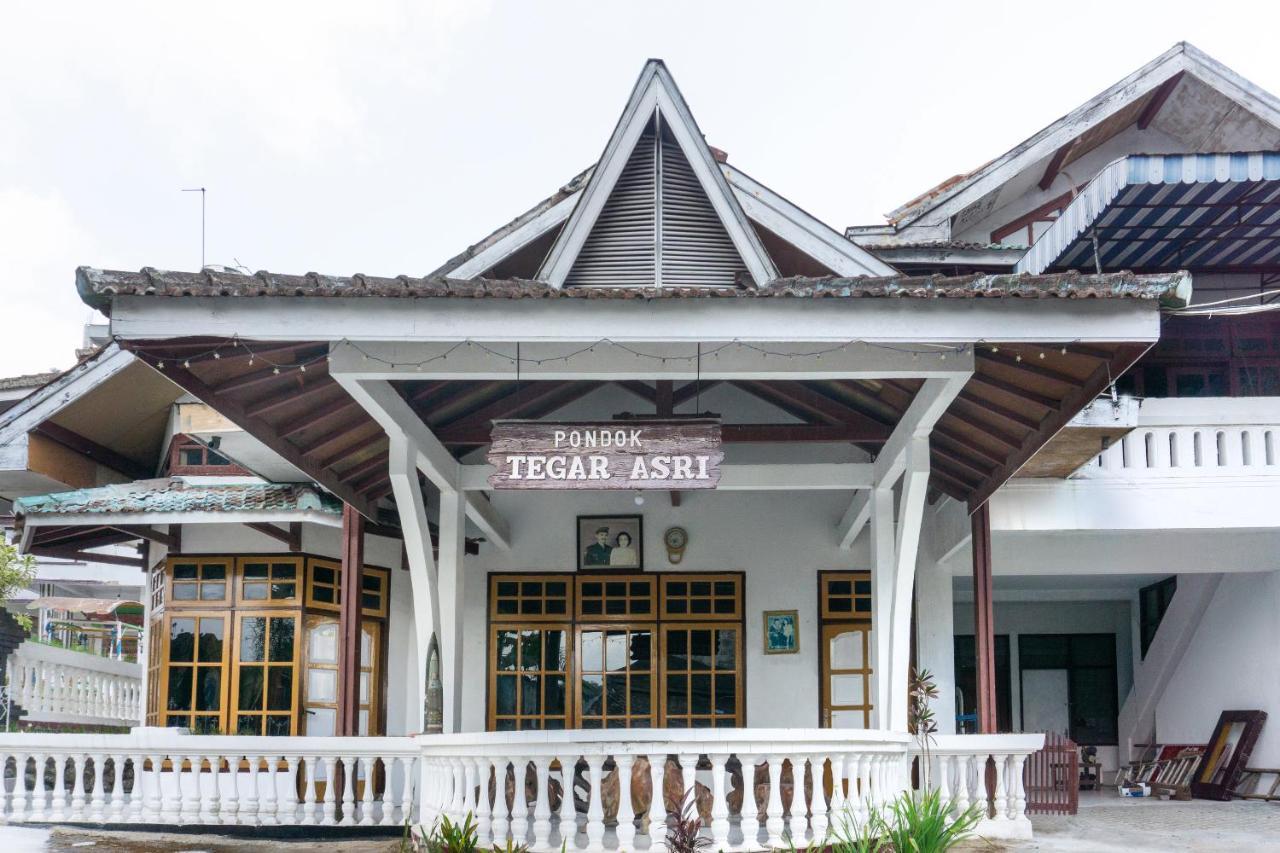Hotel Reddoorz At Pujon Malang à Batu  Extérieur photo