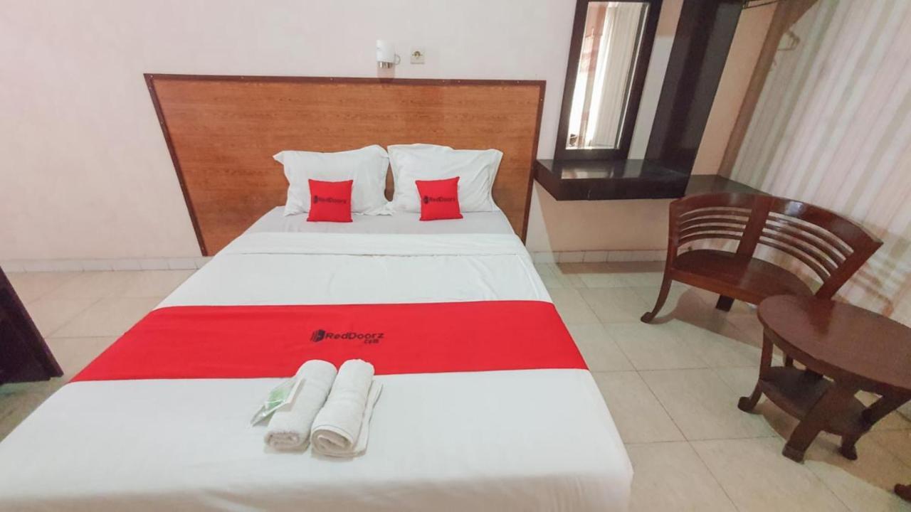 Hotel Reddoorz At Pujon Malang à Batu  Extérieur photo