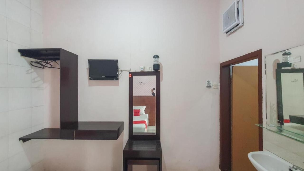 Hotel Reddoorz At Pujon Malang à Batu  Extérieur photo